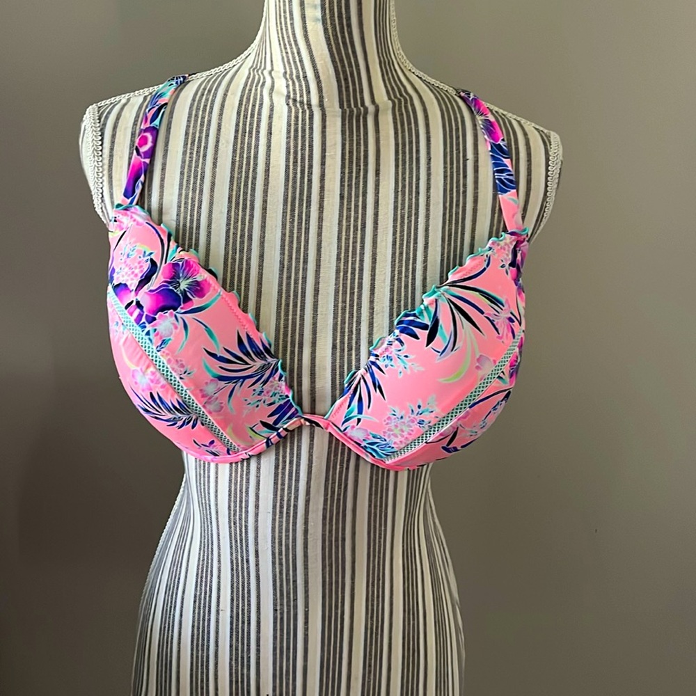 🏝️ BIKINI TOP